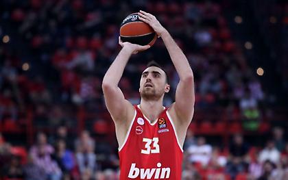 Μιλουτίνοφ: «Πέρασε η ώρα μου για ΝΒΑ-Ελπίζω να πάρουμε Ευρωλίγκα-Τρελός με το μπάσκετ ο Βεζένκοφ»