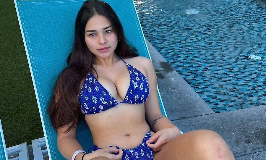 Μόνος του το 10%: Η σταρ του OnlyFans που έβγαλε 43 εκατομμύρια σε έναν χρόνο ευχαρίστησε τον κορυφαίο της συνδρομητή