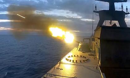 Ρωσικό πολεμικό πλοίο έριξε προειδοποιητικά πυρά εναντίον γερμανικού ελικοπτέρου - Δεν επιβεβαιώνει η Γερμανία