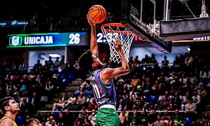 Απόλυτες Μάλαγα, Νίμπουρκ, χαμός στον πρώτο όμιλο