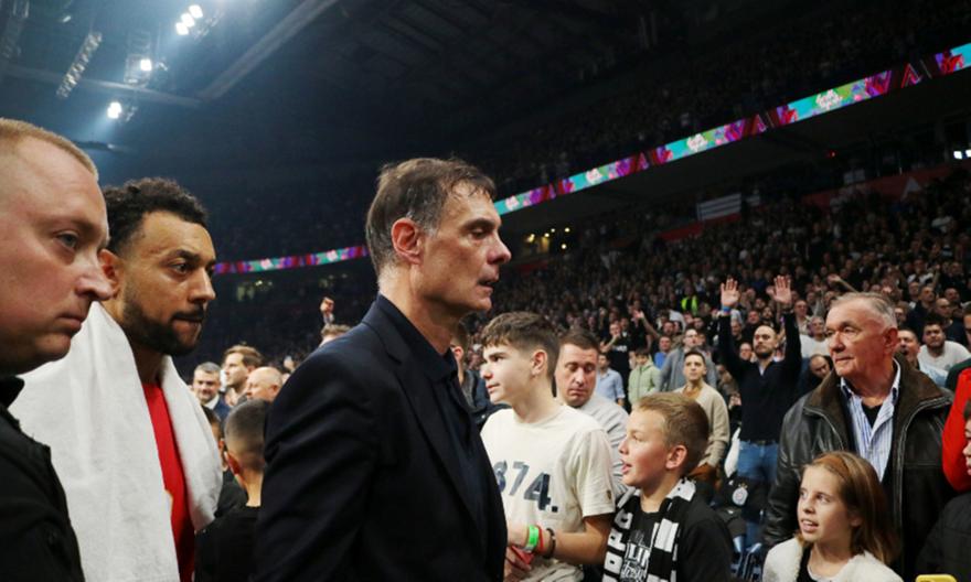 Τζόουνς: «Δεν έγινε κάτι σοβαρό με Μπαρτζώκα - Τα Μέσα το έκαναν κάτι πολύ μεγαλύτερο από αυτό που ήταν»