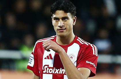 Νικολακόπουλος: «Στάμενιτς και Γουίλιαν συνεχίζουν να στέλνουν καλά μηνύματα στον Μεντιλίμπαρ»