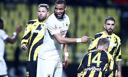 Τσακίρης: «Έχει ξεφύγει η κατάσταση με τη διαιτησία - Θέλει πάρα πολύ το παιχνίδι με ΟΦΗ η ΑΕΚ, τα δεδομένα για 11άδα»