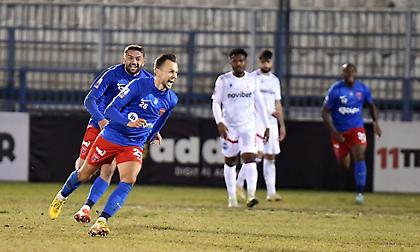 Τι κάνει ο Τσερίσεφ: Νέα απίθανη φαουλάρα, 2-0 ο Πανιώνιος και στα ίσα η πρόκριση!