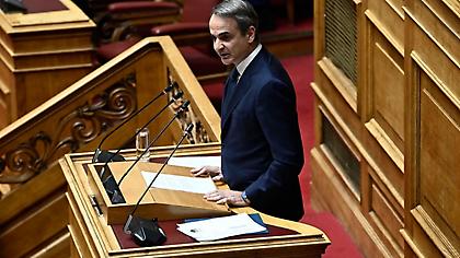 Μητσοτάκης: Live η ομιλία του πρωθυπουργού στη Βουλή για τον κατώτατο μισθό