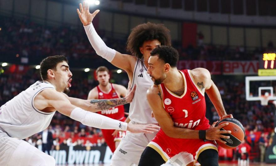 Ολυμπιακός-Παρί 4η περίοδος)