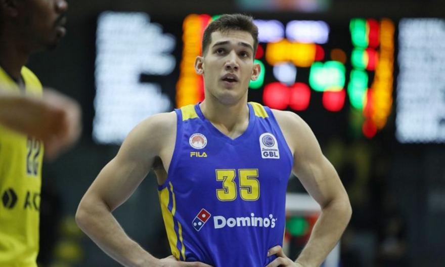 Ζούγρης: «Με τη στήριξη του κόσμου να κερδίσουμε την ΑΕΚ»