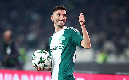 Λάτρης του Παντελίδη ο Μλαντένοβιτς: Αυτοί είναι οι αγαπημένοι καλλιτέχνες των ποδοσφαιριστών του Παναθηναϊκού