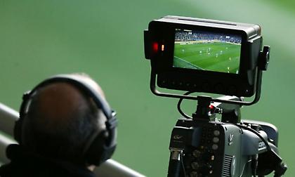 Super League: Γιατί δεν βγήκε «λευκός καπνός» για την κεντρική διαχείριση των τηλεοπτικών