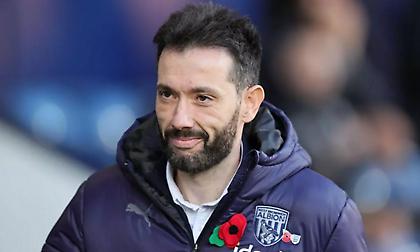 Γουλβς: Στην κορυφή της λίστας ο Κορμπεράν