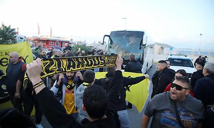 Αποθέωση για την ΑΕΚ στο Ηράκλειο