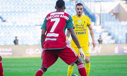 Πήγε στράφι η ασίστ του Κουρμπέλη - Ήττα με ανατροπή για την Αλ Καλίτζ των Φορτούνη και Δώνη