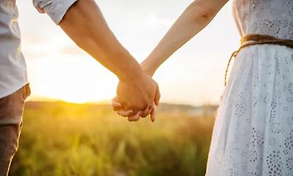 Υποψήφιος νονός στη Λάρισα «κλέφτηκε» με την κουμπάρα έναν μήνα πριν τη βάπτιση