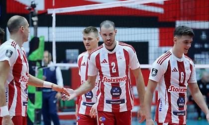 Δυσκολεύτηκε ο Ολυμπιακός αλλά κατάφερε να «λυγίσει» την αντίσταση του Φλοίσβου