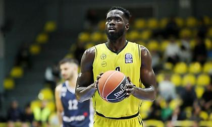 Μαρούσι: Ρήξη χιαστού ο Σανόγκο και τέλος η σεζόν