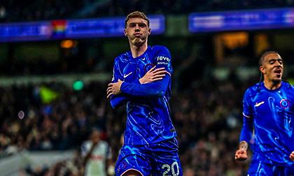 Πάρτι της Τσέλσι κόντρα στην Τότεναμ, την ισοπέδωσε και ας βρέθηκε πίσω με δύο γκολ!