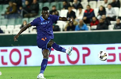 Χτύπησε ξανά η Athens Kallithea με τον Εντιαγέ, μέχρι ο Κωστή να μειώσει με «γκολάρα»