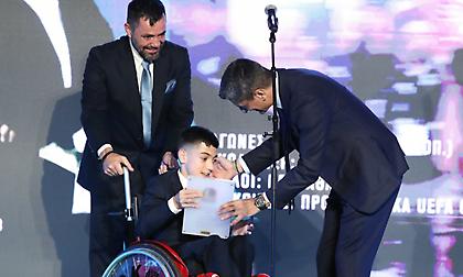 Βραβεία ΠΣΑΠΠ: Καλύτερος προπονητής ο Λουτσέσκου - Εξέφρασε την εκτίμησή του σε Γιοβάνοβιτς, Μεντιλίμπαρ, Αλμέιδα!