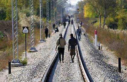 Η Ελλάδα «παγώνει» την έκδοση αποφάσεων ασύλου για τους Σύρους - Στον ίδιο δρόμο Γερμανία, Αυστρία και Βέλγιο