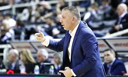 Παπαθεοδώρου: «Μας επηρέασε ο τραυματισμός του Γουόκερ»