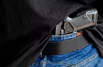 Βγήκαν τα όπλα στη Γεωργιούπολη Κρήτης: Δημοτικός σύμβουλος εισέβαλε σε καφετέρια και πυροβόλησε στο πάτωμα