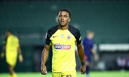 Τσακίρης: «Δεν είναι στους υπό παραχώρηση παίκτες της ΑΕΚ ο Ελίασον»