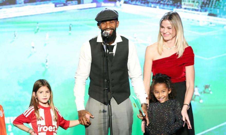 Ροντινέι: «Θα συνεχίσω να δουλεύω για σπουδαία πράγματα με αυτή την υπέροχη ομάδα»