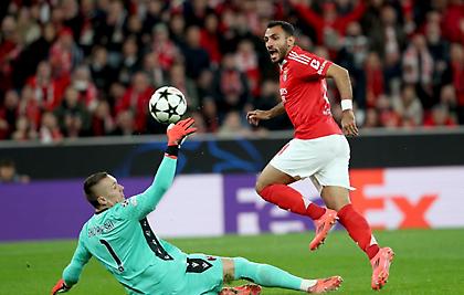 Φρένο της Μπολόνια σε Μπενφίκα και Παυλίδη!