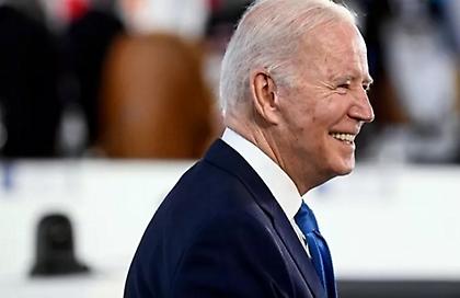 Ο Μπάιντεν προειδοποιεί ότι η οικονομική πολιτική του Τραμπ θα φέρει «καταστροφή»
