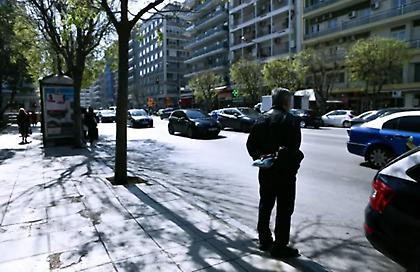 Συνελήφθη 72χρονος που έκλεψε το πορτοφόλι 18χρονης σε στάση λεωφορείου στη Θεσσαλονίκη