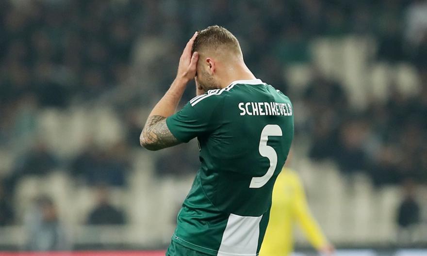 Παναθηναϊκός: Αναγκαστική αλλαγή ο Σένκεφελντ με πρόβλημα στη μέση