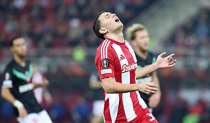 Έμεινε με το «αχ» και… παραμένει στην πρίζα ο Ολυμπιακός!