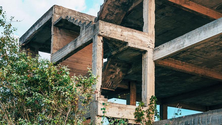 Χαλκιδική-Κύκλωμα πολεοδόμων: «Πάγωναν» υποθέσεις για να παίρνουν μεγαλύτερη μίζα