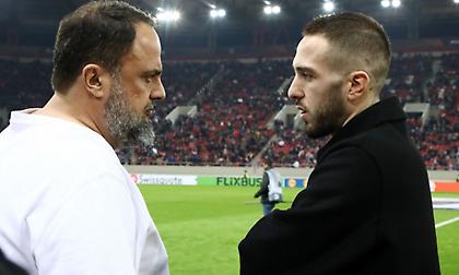 Στο Καραϊσκάκη για το Ολυμπιακός-Τβέντε ο Φορτούνης - Είχε τετ α τετ με Μαρινάκη