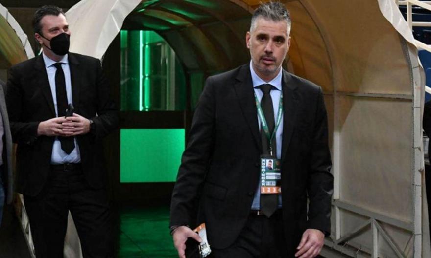 Κοντός: «Αισθάνομαι ντροπή για αυτό που συνέβη εδώ με τον κόσμο, ένας Έλληνας είναι στο νοσοκομείο»