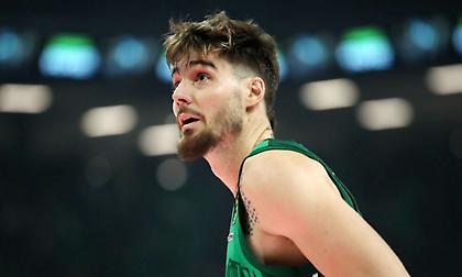 Κάρφωσε εμφατικά μπροστά στον Πουαριέ ο Χουάντσο!