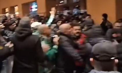 Επεισόδια έξω από το γήπεδο κατά διάρκεια του Εφές-Παναθηναϊκός