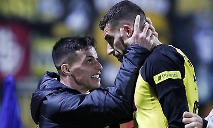 Τσακίρης: «Τέτοια ματς ξεκλειδώνουν από στατικές φάσεις - Μεταφέρει πίεση η ΑΕΚ στους ανταγωνιστές της»