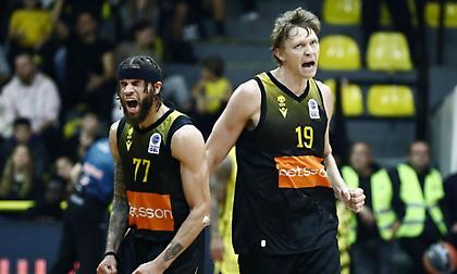 Έπαιξε με τη φωτιά αλλά δραπέτευσε από το Μαρούσι με ηγέτη Κουζμίνσκας η ΑΕΚ Betsson!