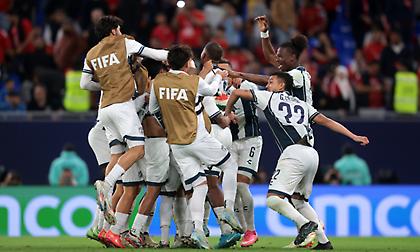 Νίκησε στα πέναλτι την Αλ Αχλί και έκλεισε ραντεβού με τη Ρεάλ Μαδρίτης στον τελικό του Διηπειρωτικού η Πατσούκα