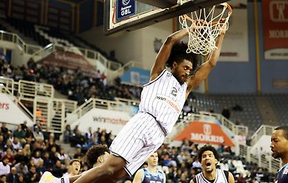 «Υπερηχητικός» ΠΑΟΚ πήρε θριαμβευτική νίκη απέναντι στον Κολοσσό Ρόδου