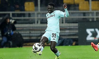 Ο Σιφουέντες μπαίνει στα πλάνα του Ουζουνίδη ενόψει Asteras AKTOR