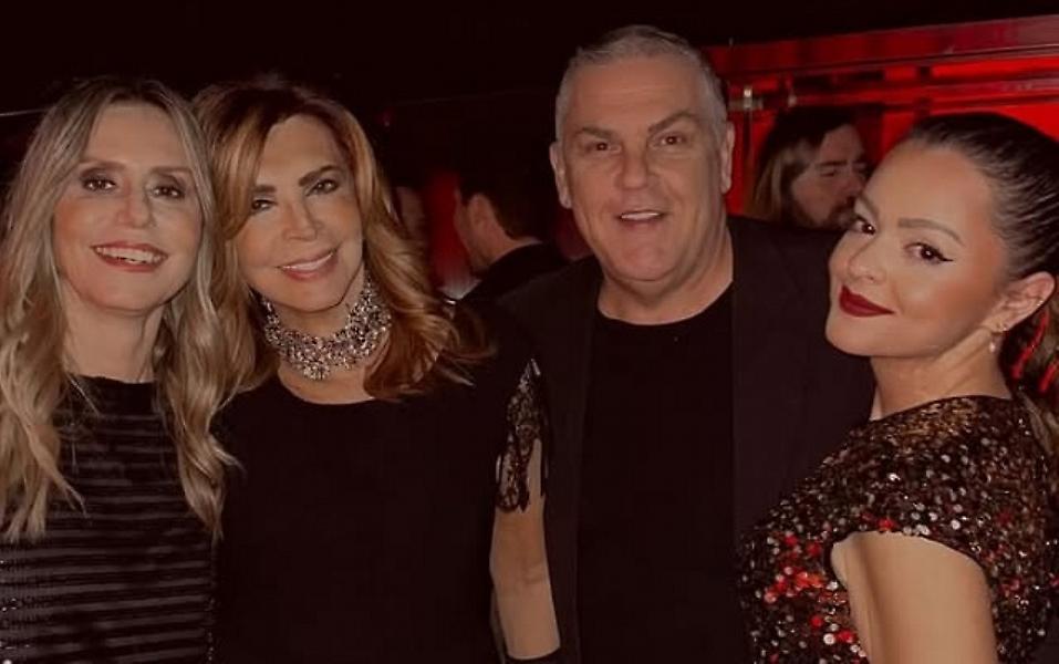 Η Μιμή Ντενίση χορεύει Αρβανιτάκη σε κλαμπ!