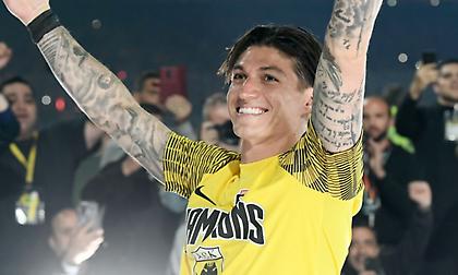 Αποχαιρετά ως θρύλο τον Τσούμπερ η ΑΕΚ - Θα τιμηθεί μέσα και έξω από την OPAP Arena