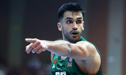 Γιουρτσεβέν: «Τα πρώτα 5 λεπτά με την Αρμάνι έδειξαν τι πρέπει να κάνουμε αύριο»