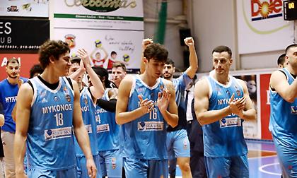 Διέλυσε με 100άρα τον Πανερυθραϊκό και συνέχισε απτόητη στην κορυφή η Μύκονος!