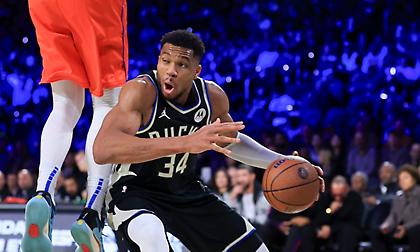 Τα… οικογενειακά βάρη του Γιάννη: «Το πριμ για το NBA Cup έχει φύγει ήδη σε δώρα!»