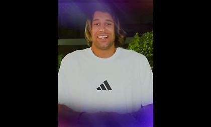 Πρίντεζης: «Αισθάνομαι σαν πολιτικός που σας ζητάω να με ψηφίσετε, ειδικά με αυτό το μαλλί»!