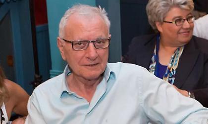 Η τελευταία τηλεοπτική εμφάνιση του Κώστα Χαρδαβέλα, εμφανώς ταλαιπωρημένος: «Μην το βάζετε κάτω»