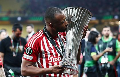 Ελ Κααμπί: «Άξιζα να είμαι ανάμεσα στους 10 καλύτερους Αφρικανούς παίκτες της περασμένης σεζόν»